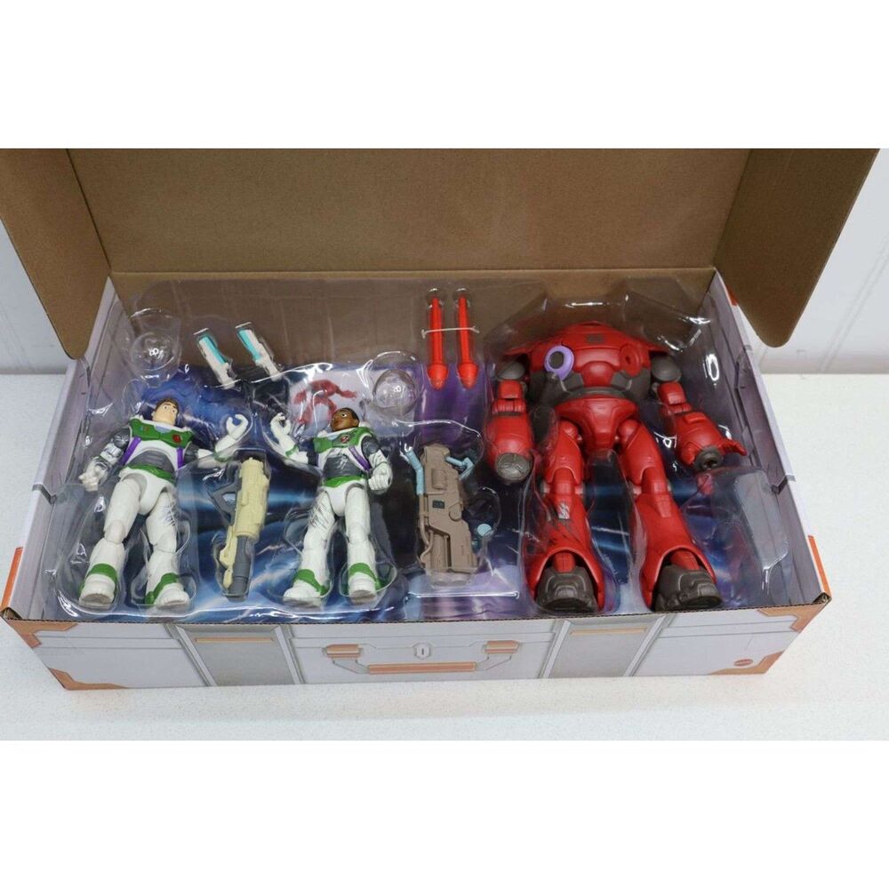 Mattel Disney Pixar Lightyear Set with 3 Action Figures, Space Rangers vs Robots
